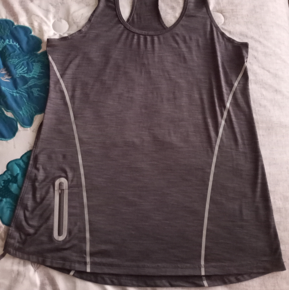 Reebok Reflective Racerback Tank - Picture 4 of 5